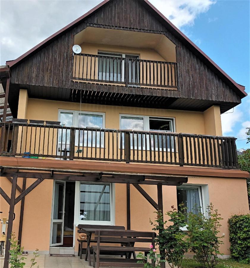 Apartman Alena Karlovy Vary Bagian luar foto